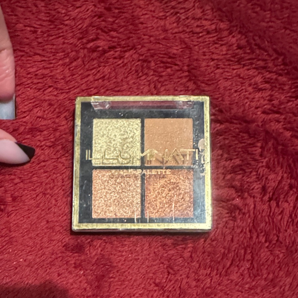 Quad Pallette Illuminati - Lust